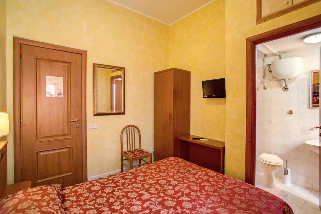 Monti Guest House - Affittacamere Roma Exterior foto