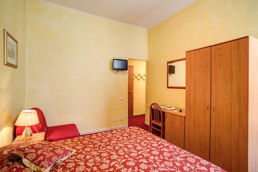 Monti Guest House - Affittacamere Roma Exterior foto